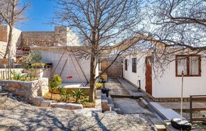 Property grounds - Beautiful apartment in Baric Draga (Baric Draga)