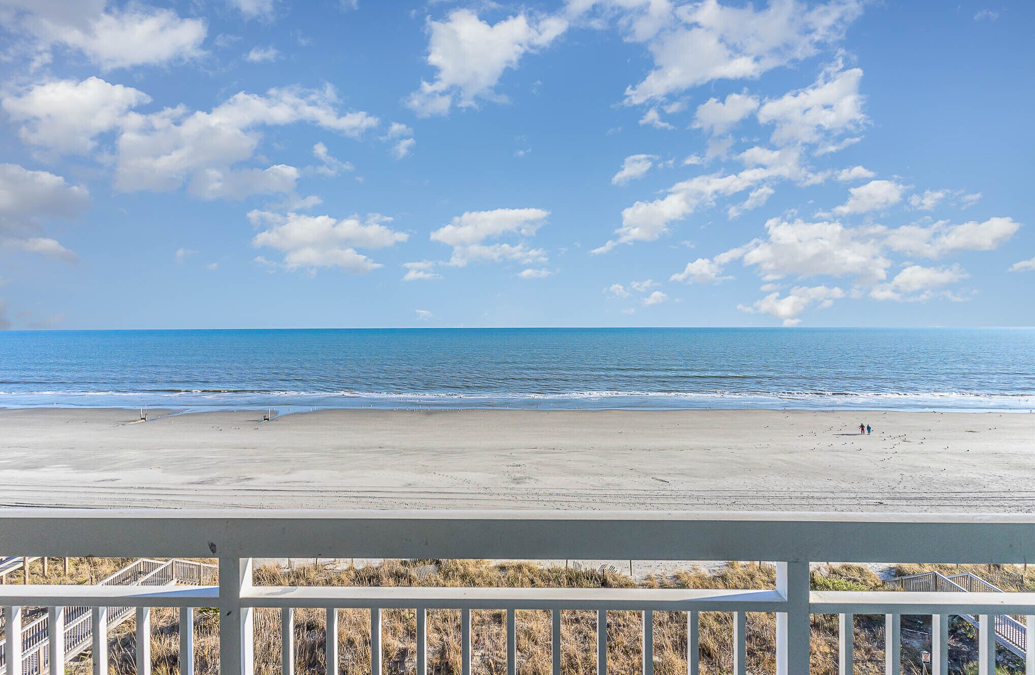 North Myrtle Ocean Front Condo - 3 bed/3 bath - Indoor/Outdoor Pools