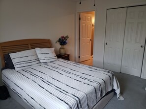 3 bedrooms, free WiFi - 3 bedroom down the street from the Bay (Lower Township)