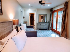 5 bedrooms, desk, iron/ironing board, free WiFi - Mt. Rose Retreat Tahoe / Reno 5 BR 4 BA  (Reno)
