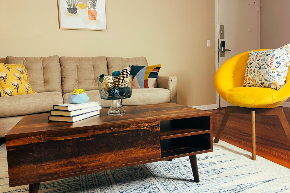 Feel mellow and relaxed with a sun kiss of yellow 🌞