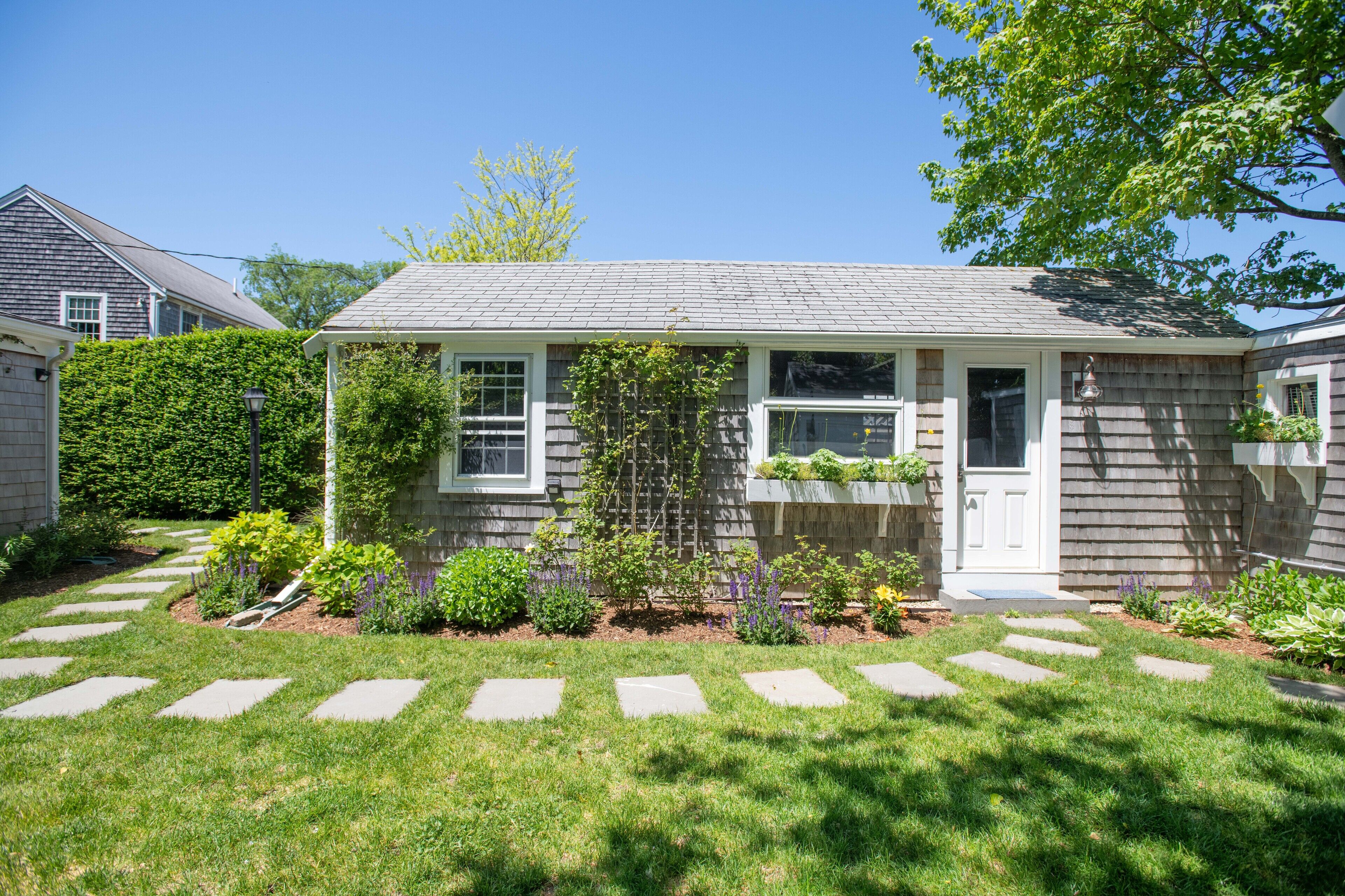 Back Cottage