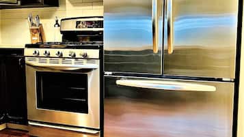 Geladeira, micro-ondas, fogão, cooktop