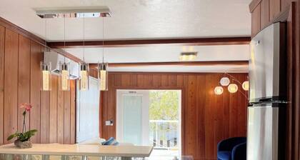 New*Quiet Nature view #3; 1/1, pool, walk to beach