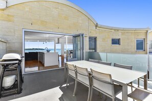 Exterior - Robe Highview (Robe)