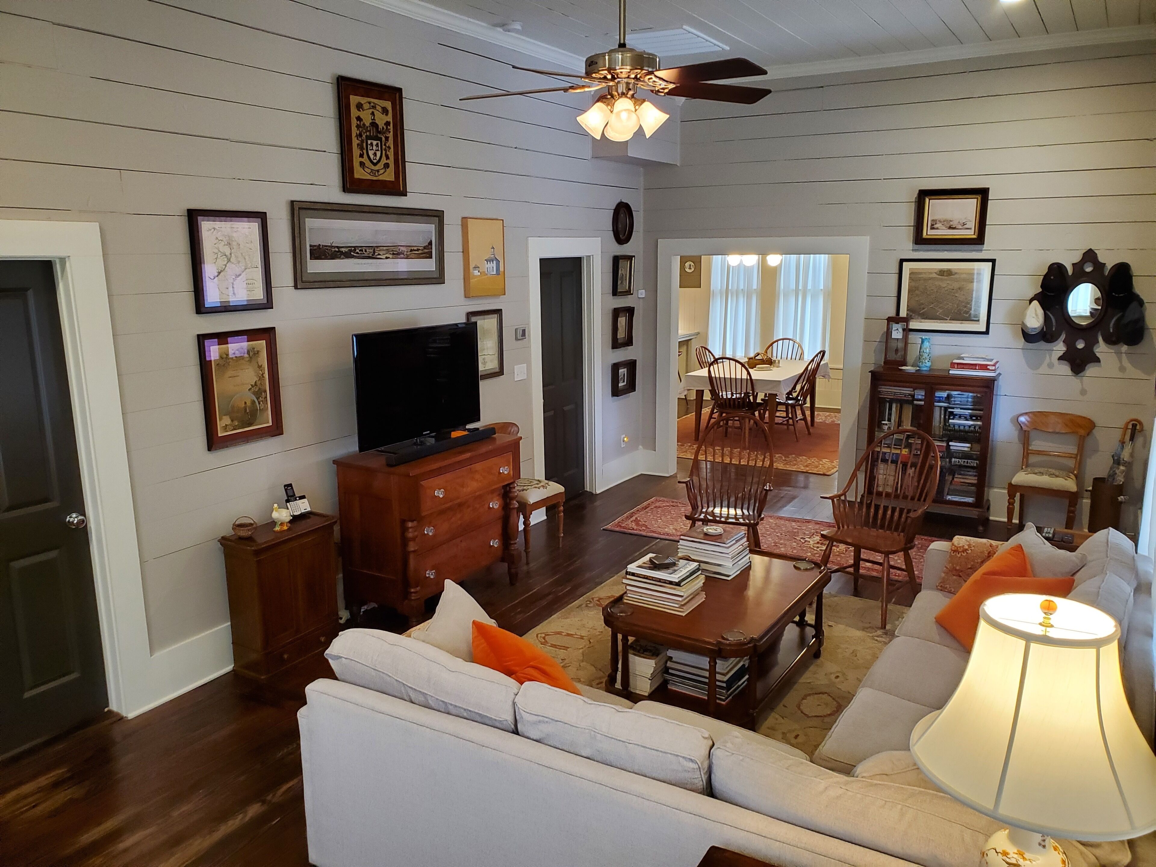 Charming & Cozy Victorian in Quiet Residential Setting