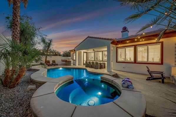 A heated pool - A Star Is Born/5BR-3BA/Pool and Spa (Indio)