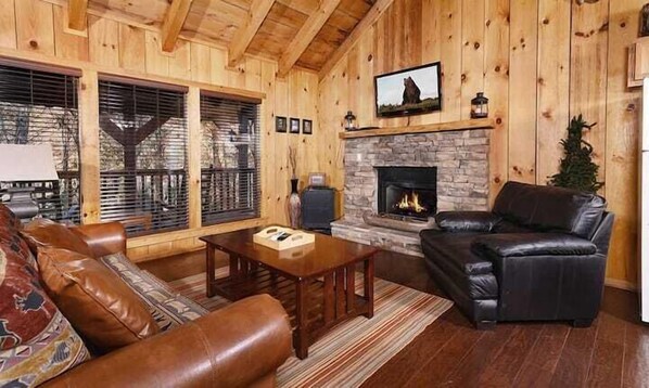 Hytte – basic | Strykejern/-brett og sengetøy