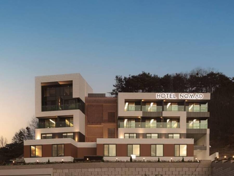 ูุงุฌูุฉ ุงูู
ูุดุฃุฉ