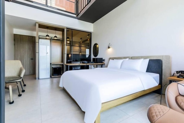 VIP | Dihias secara berasingan, dilengkapkan perabot secara berasingan