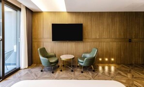 Premium C | Individually decorated, individually furnished, free WiFi, bed sheets
