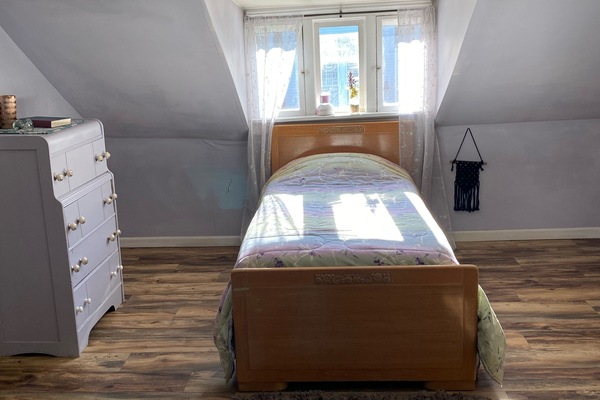 4 habitaciones, escritorio y wifi gratis