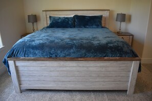 3 Schlafzimmer, Bügeleisen/Bügelbrett, kostenloses WLAN, Bettwäsche