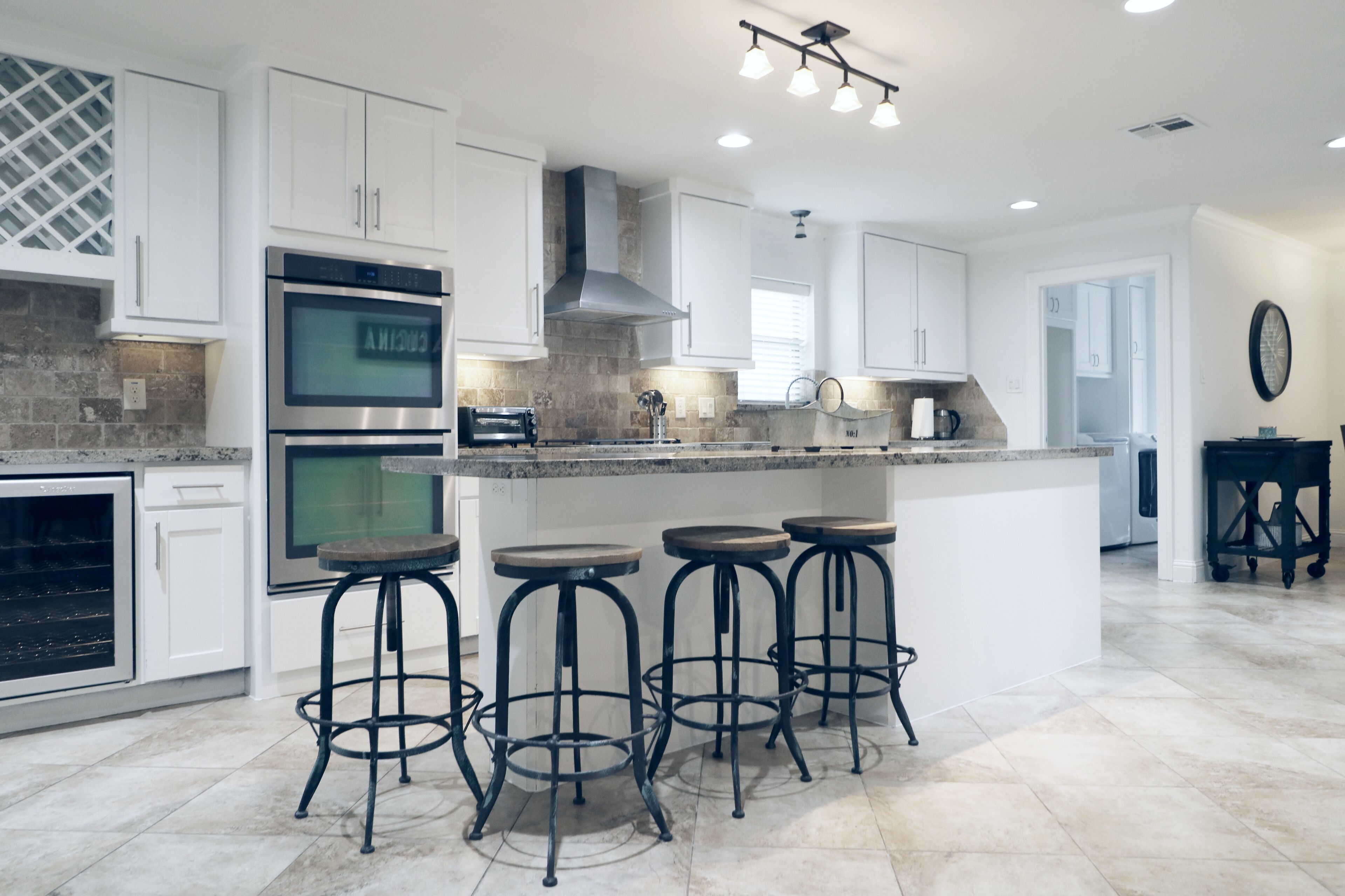 Relaxing Furnished Private Home 3 bedroom, 2 baths