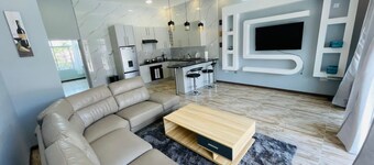 Meanwood place apartments- executive suite