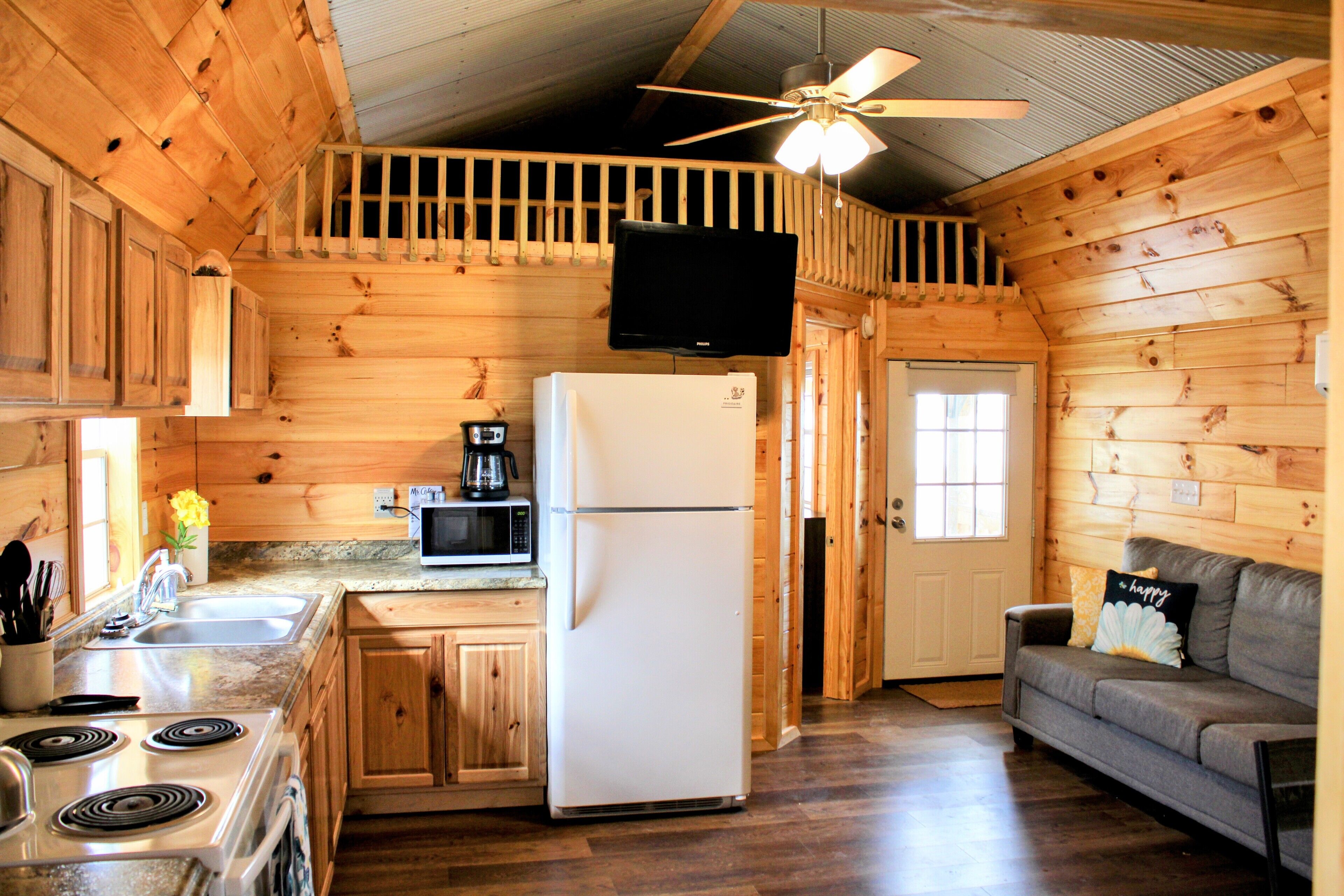 Southern Charm, Small House in Tiny Home Community