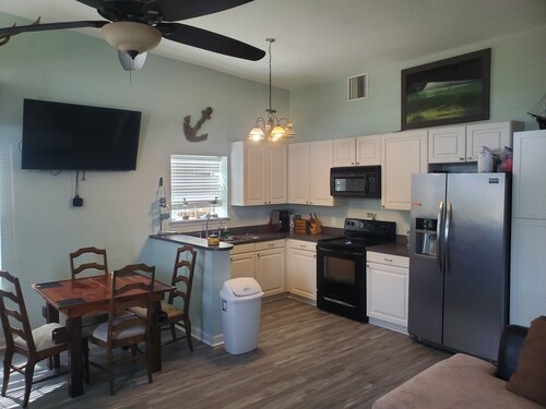 Your Ultimate Family-Friendly Fishing Retreat! 