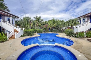 Outdoor pool - Beautiful Coco Beach 2 Bedroom Condo (playas del coco)