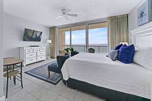 Schreibtisch, Bügeleisen/Bügelbrett, WLAN, Bettwäsche