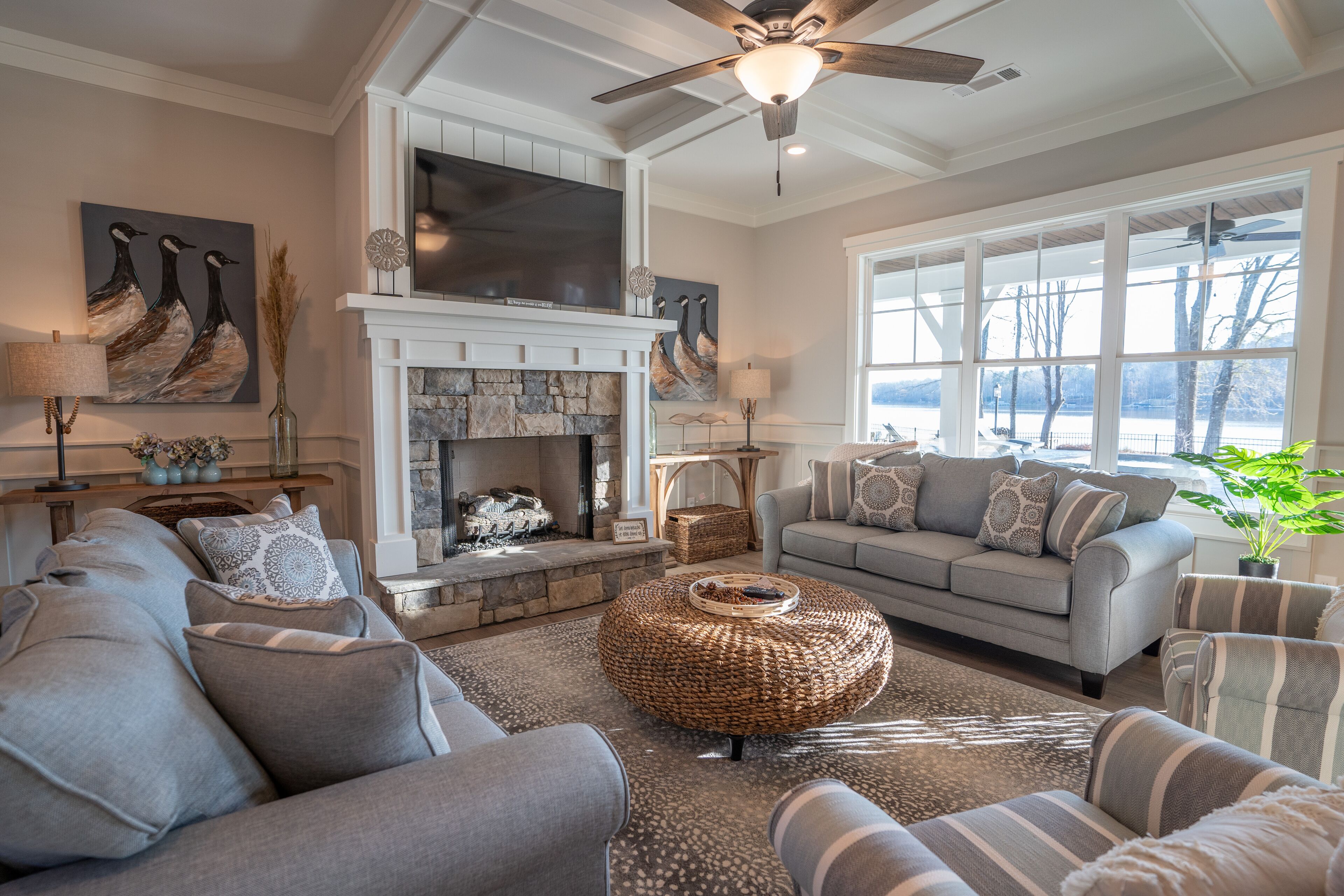 NEW Goose Nest Waterfront Cottage with Pool, Fire-Pit + Much More!