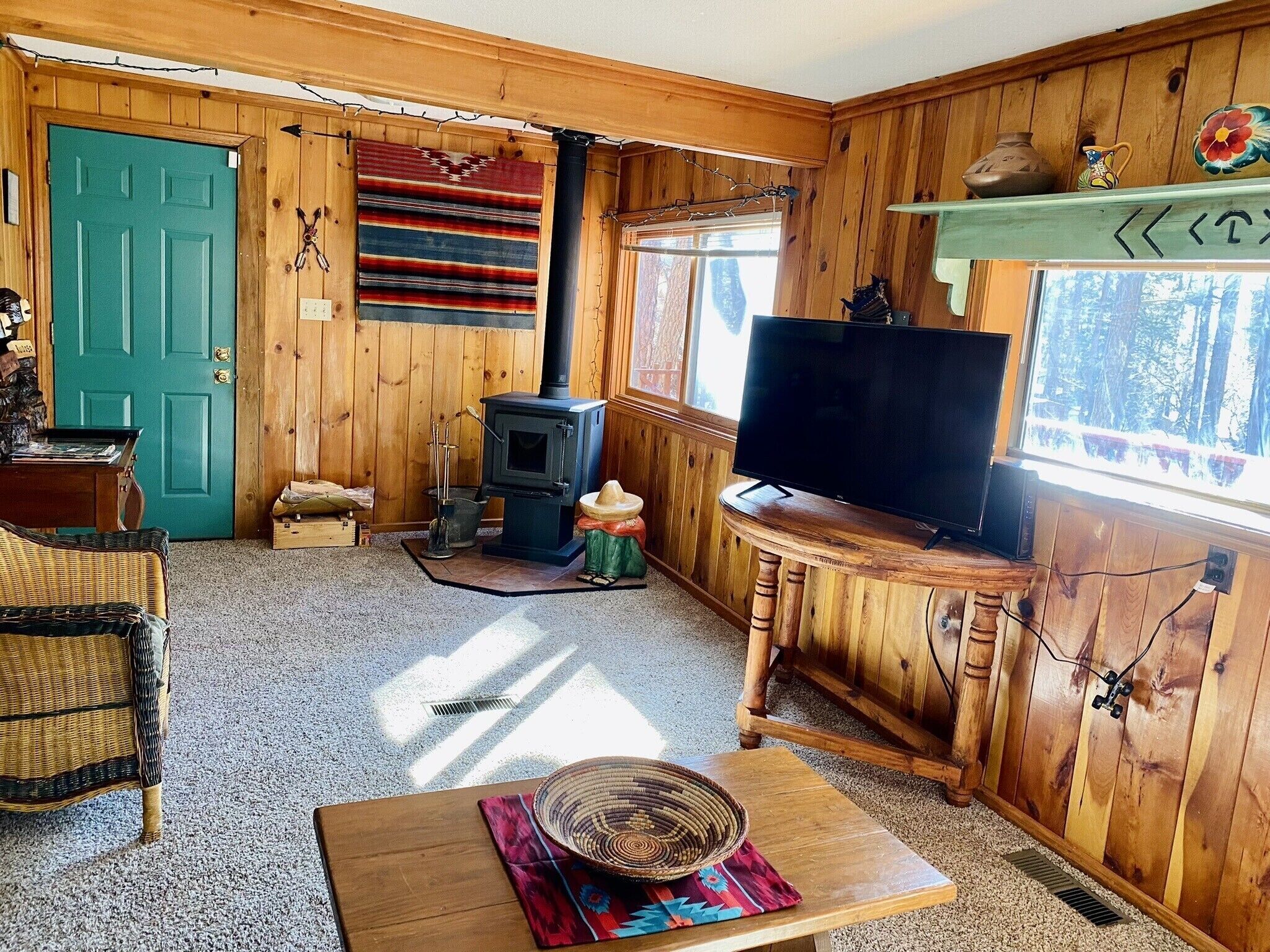 3 Little Bears - A cabin tucked away in the pines