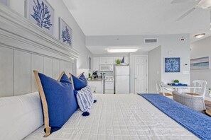 Schreibtisch, Bügeleisen/Bügelbrett, WLAN, Bettwäsche