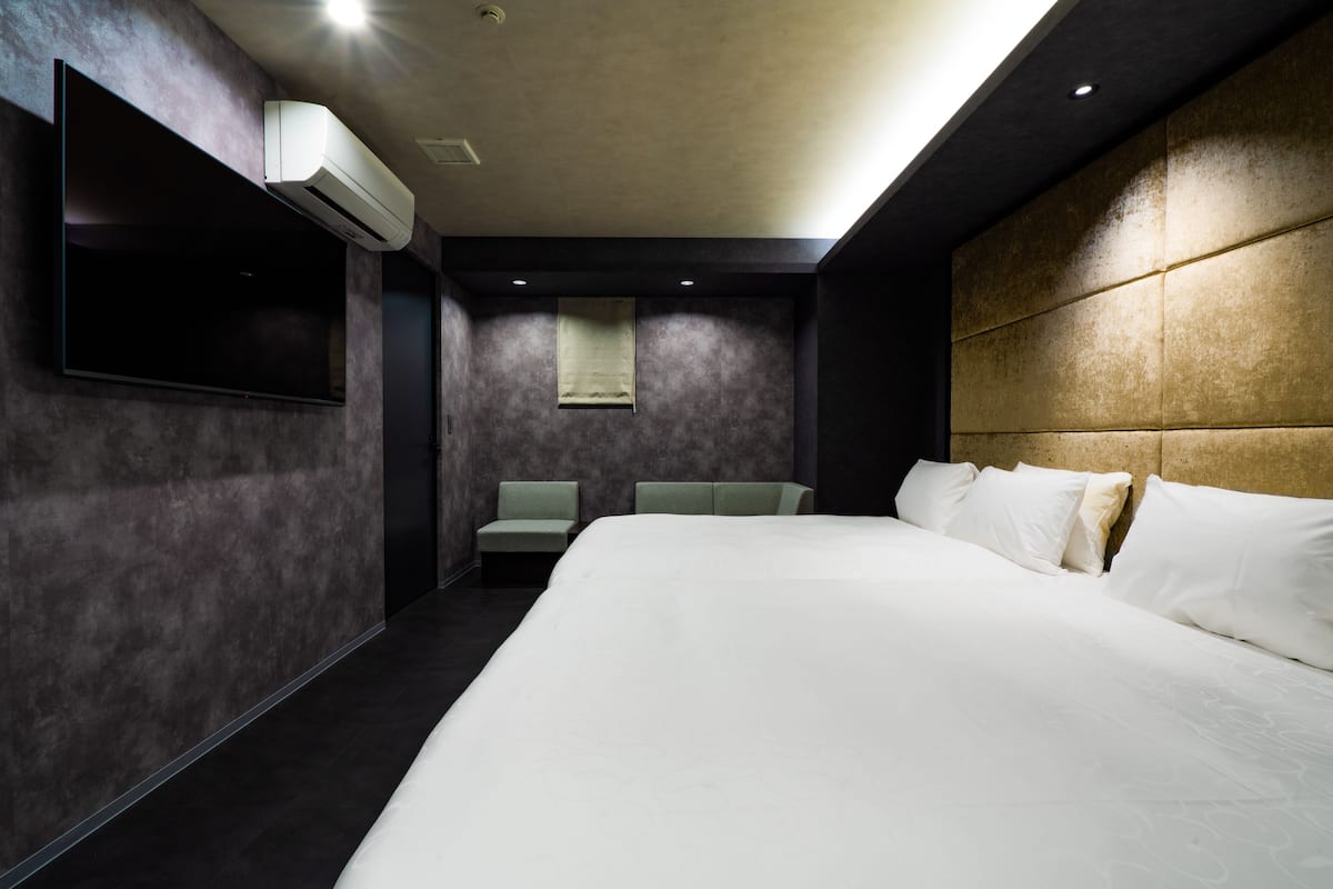 Superior-Studio | 1 Schlafzimmer, Verdunkelungsvorhänge, Bügeleisen/Bügelbrett