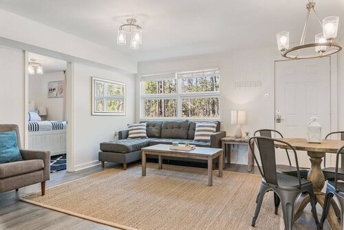 Coastal Escape – Dauphin Island Condos Near the Beach - Unit 2