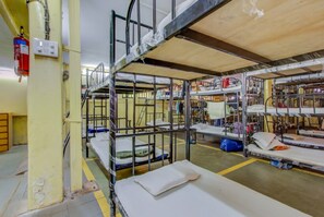 Gemeinsamer Schlafsaal | Bettwäsche aus ägyptischer Baumwolle, hochwertige Bettwaren