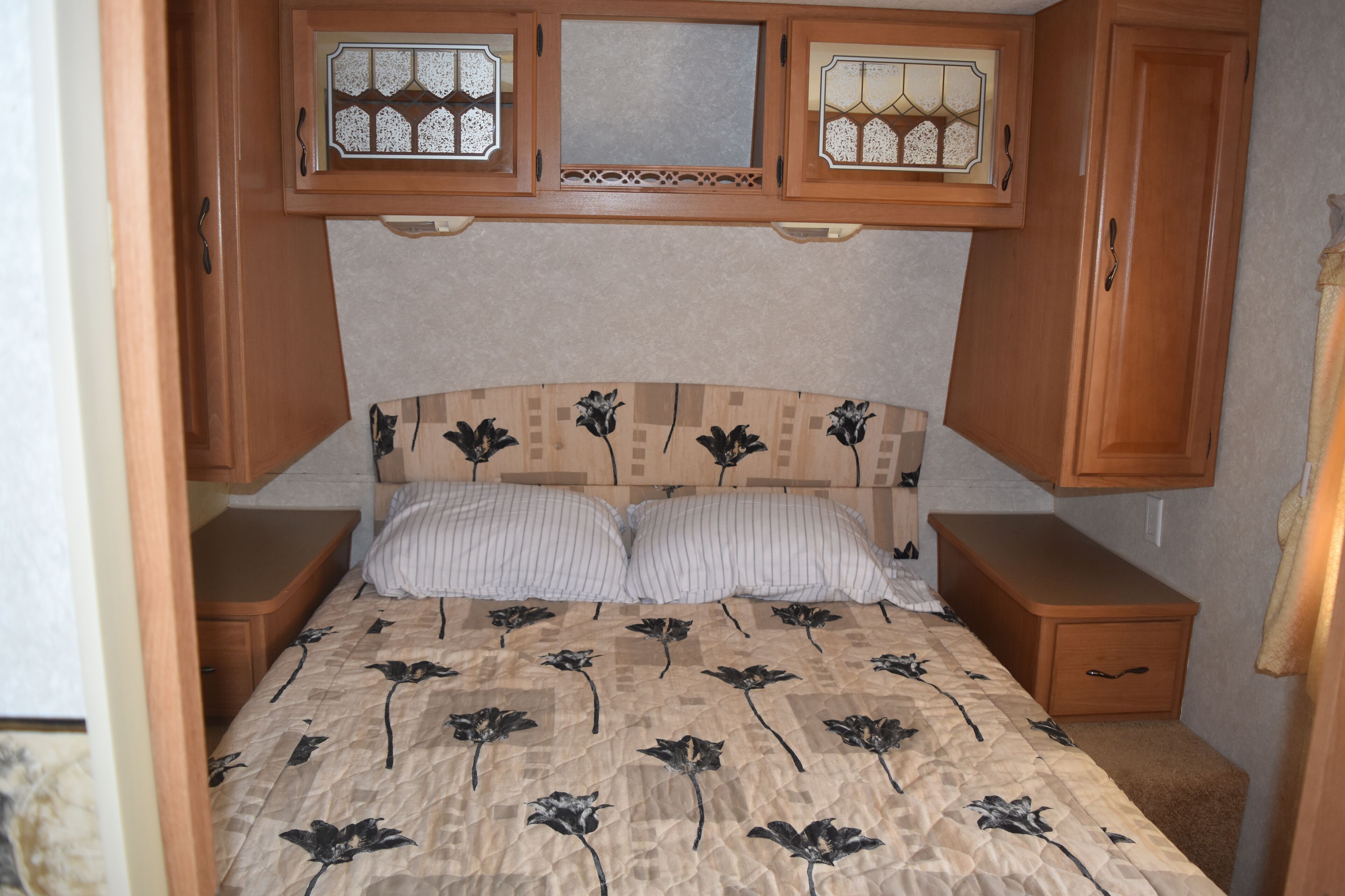 RV Tiny House Rnchette