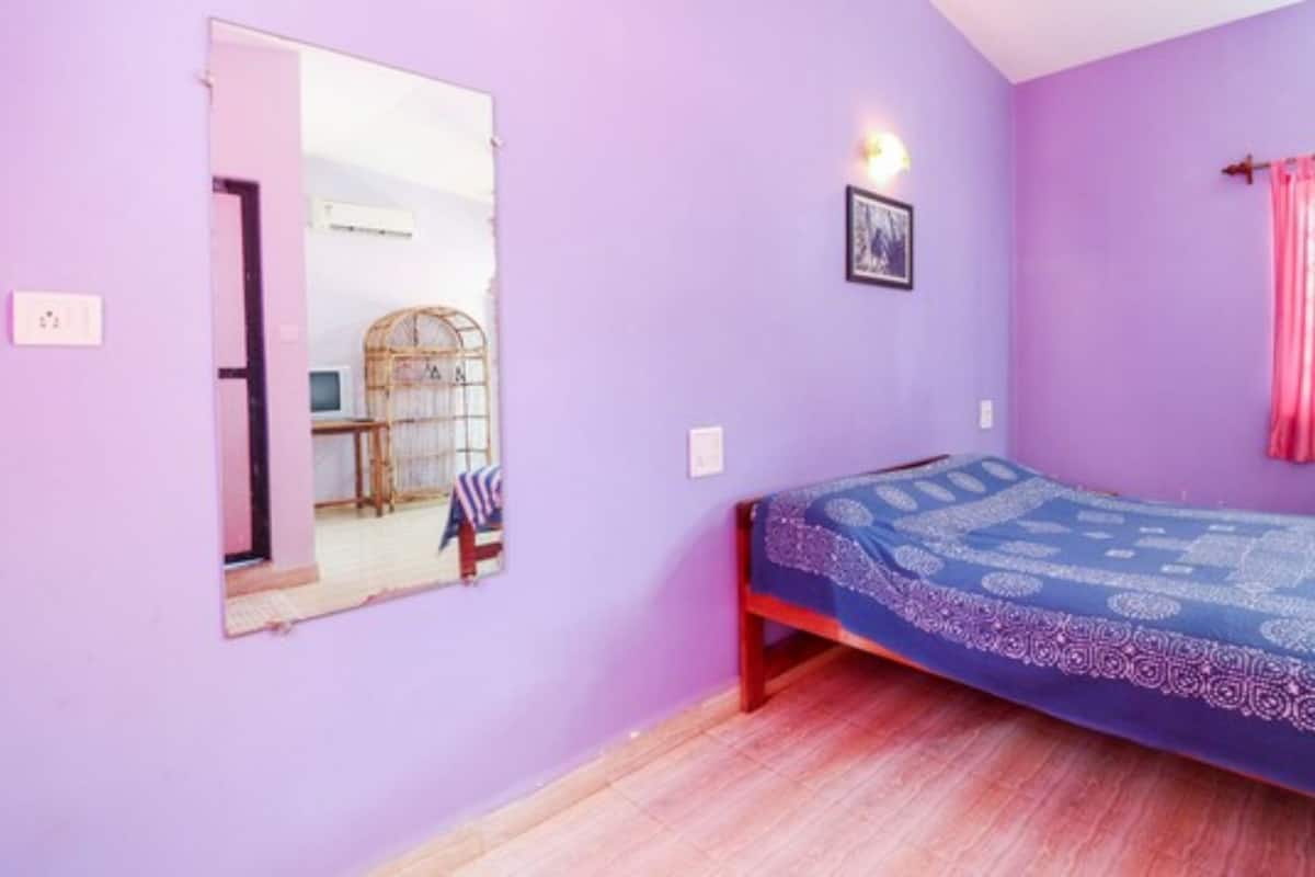 Shared Dormitory | Egyptian cotton sheets, premium bedding, down comforters