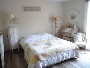 3 Schlafzimmer, Schreibtisch, Bügeleisen/Bügelbrett, kostenloses WLAN