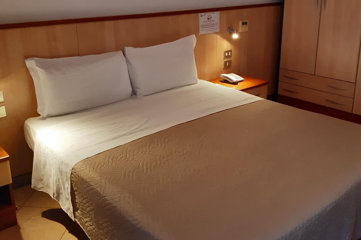 2 Schlafzimmer, Minibar, Zimmersafe, Schreibtisch