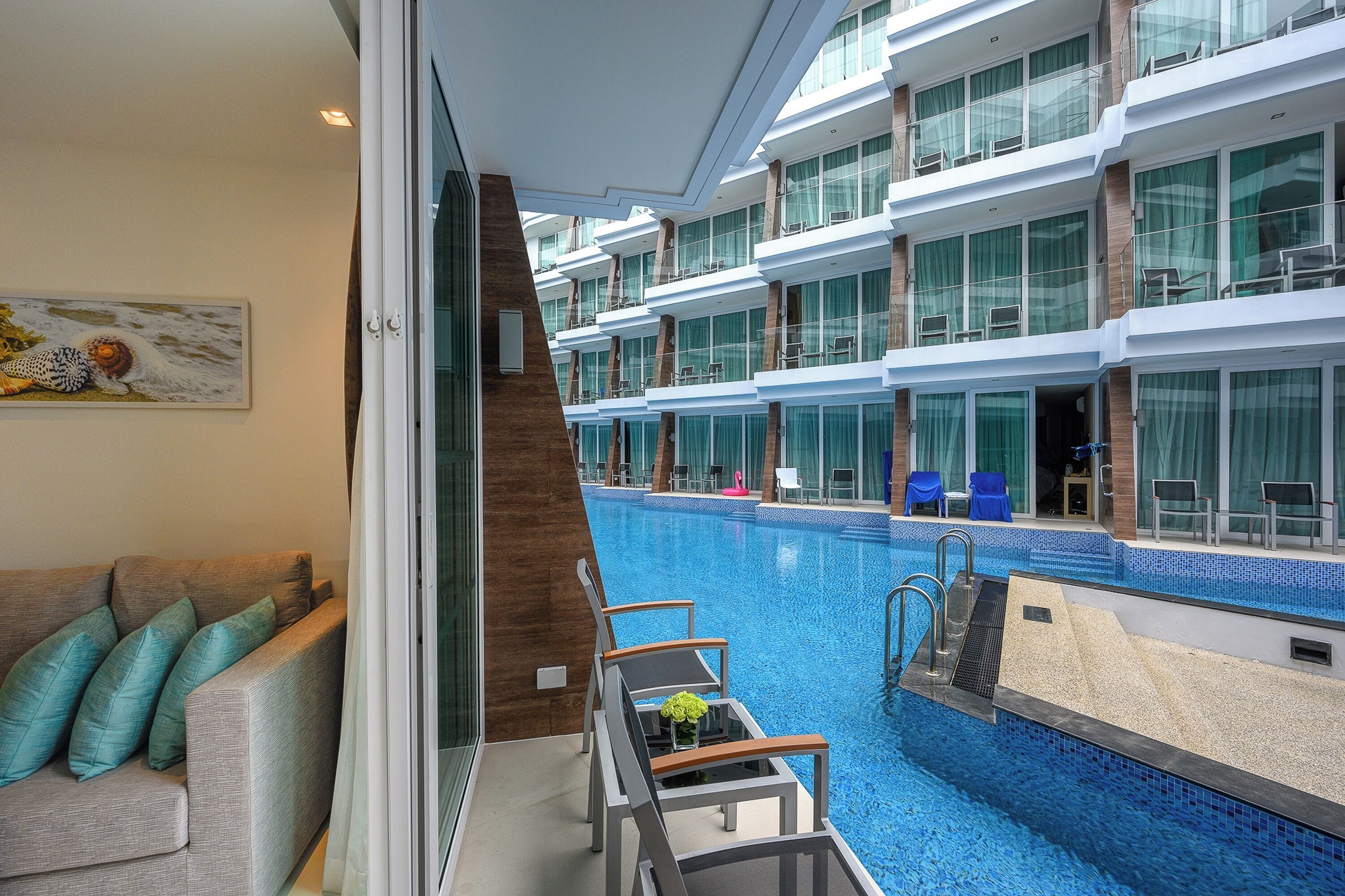 Pemandangan dari kamar