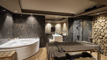Sauna, hot tub, steam room