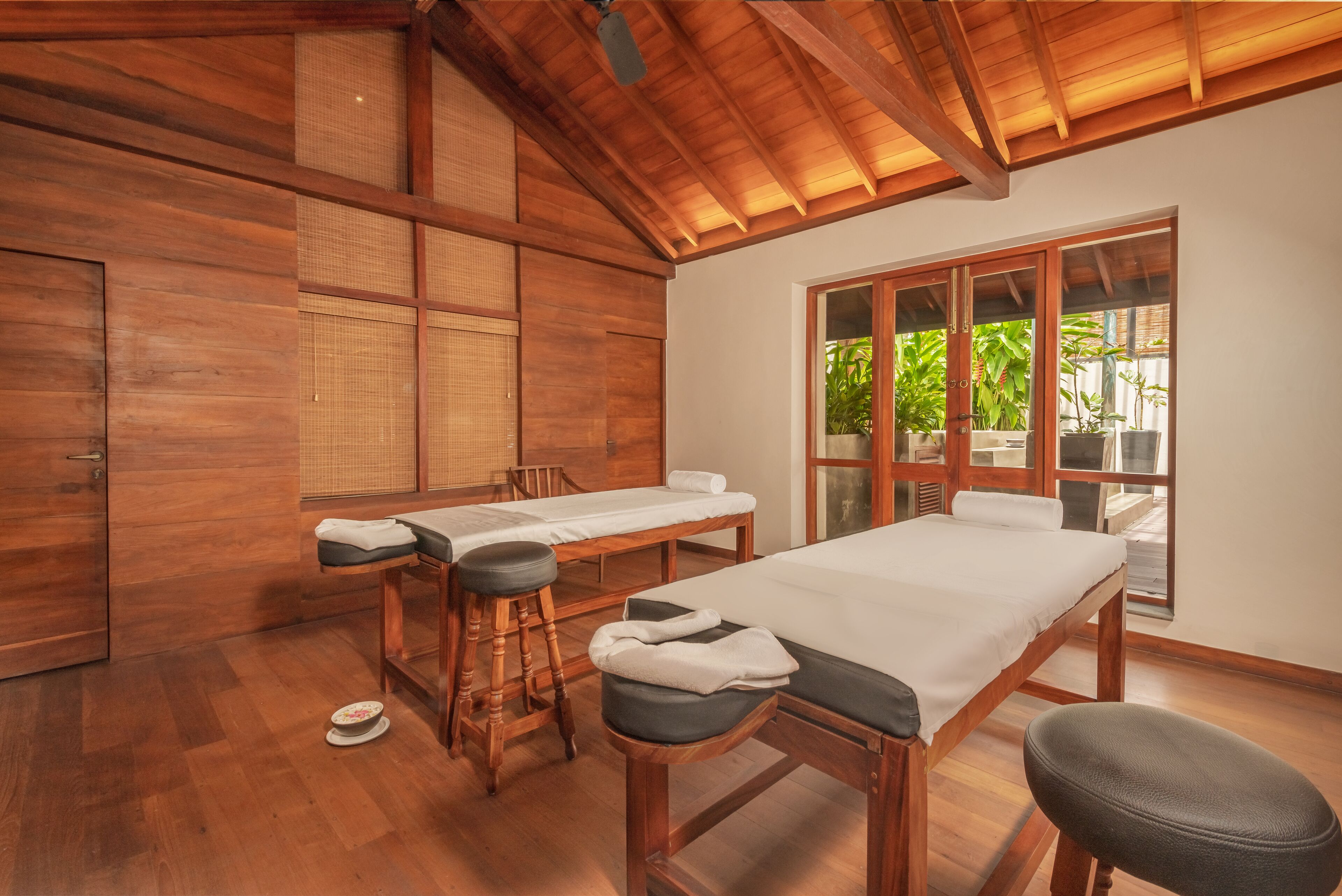 Salas de tratamiento para parejas, aromaterapia, reflexología