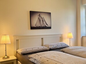 Unclassified image, 5 of 22, button