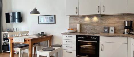 Refrigerador, horno, lavavajillas