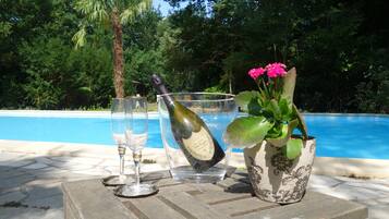 Alberca al aire libre