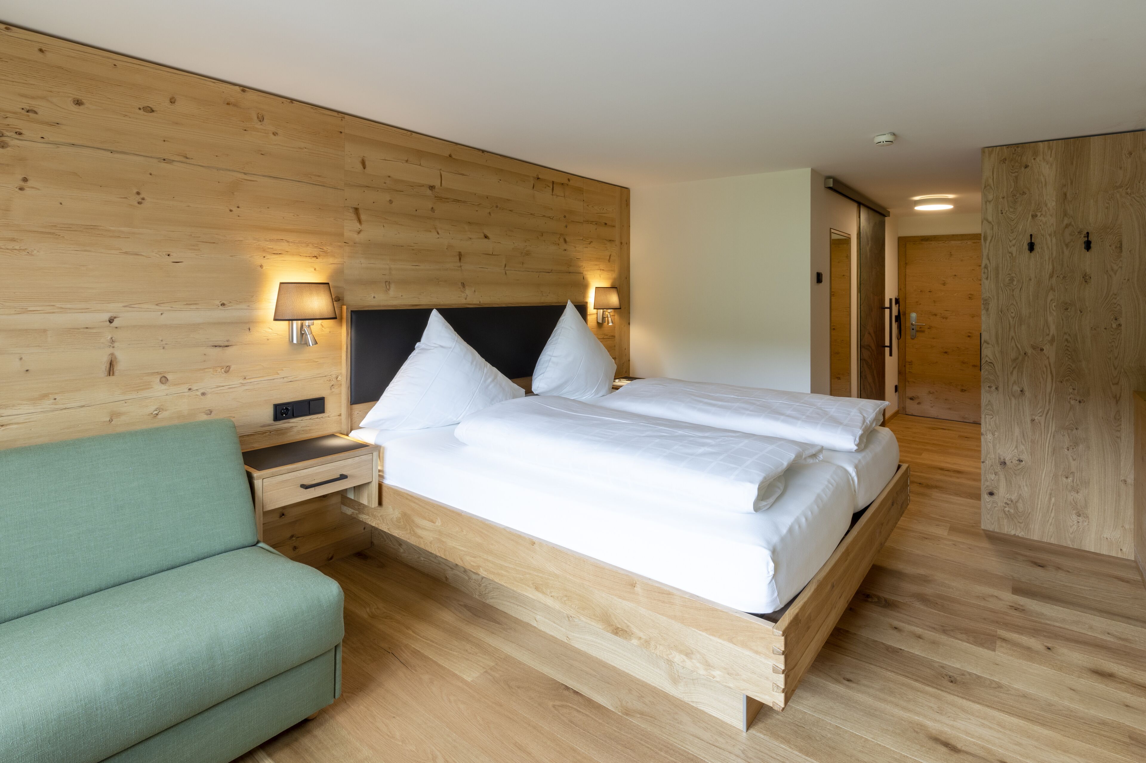 Premium bedding, minibar, in-room safe, individually decorated