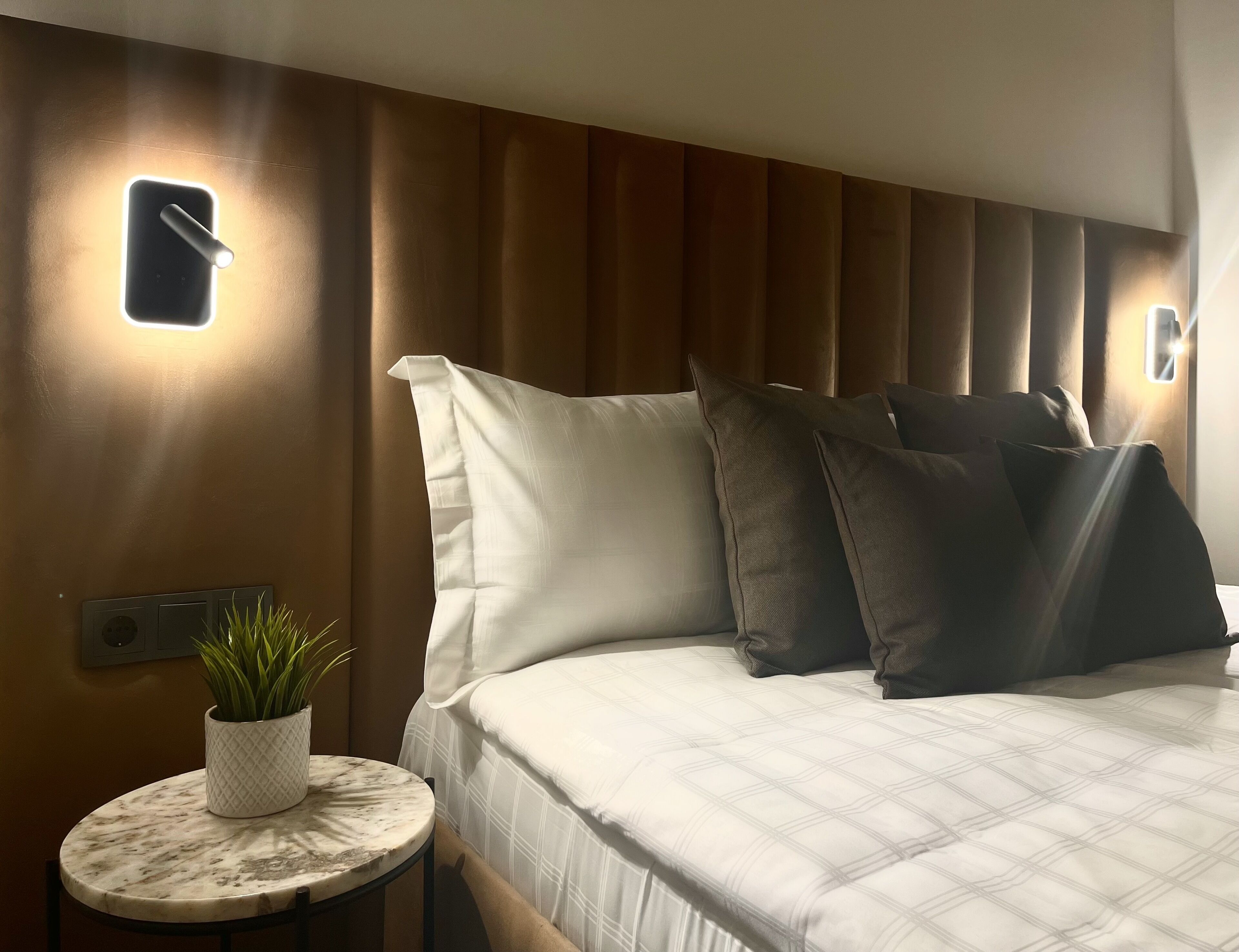 standard double room | 1 bedroom, hypo-allergenic bedding, free minibar items, in-room safe