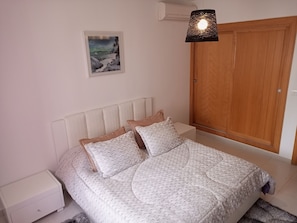 3 Schlafzimmer, Bügeleisen/Bügelbrett, Reisekinderbett, kostenloses WLAN