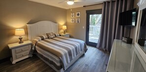 3 camere, una scrivania, ferro/asse da stiro, Wi-Fi gratuito