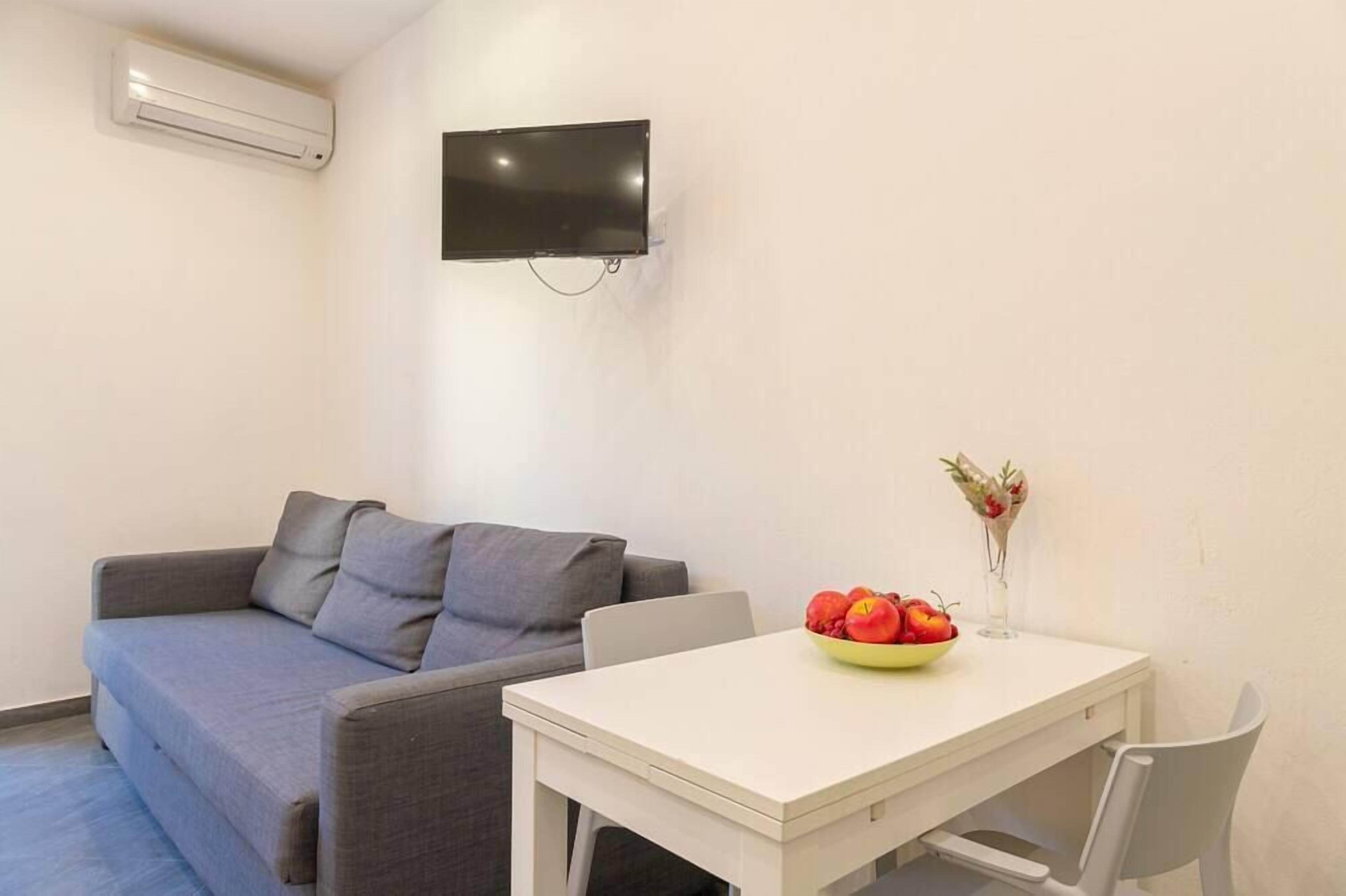 豪華開放式客房 | 書桌、熨斗/熨衫板