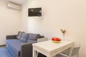 华丽开间 | 办公桌、熨斗/熨板