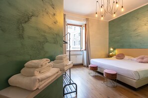 3 chambres, fer et planche à repasser, lit parapluie, Wi-Fi gratuit