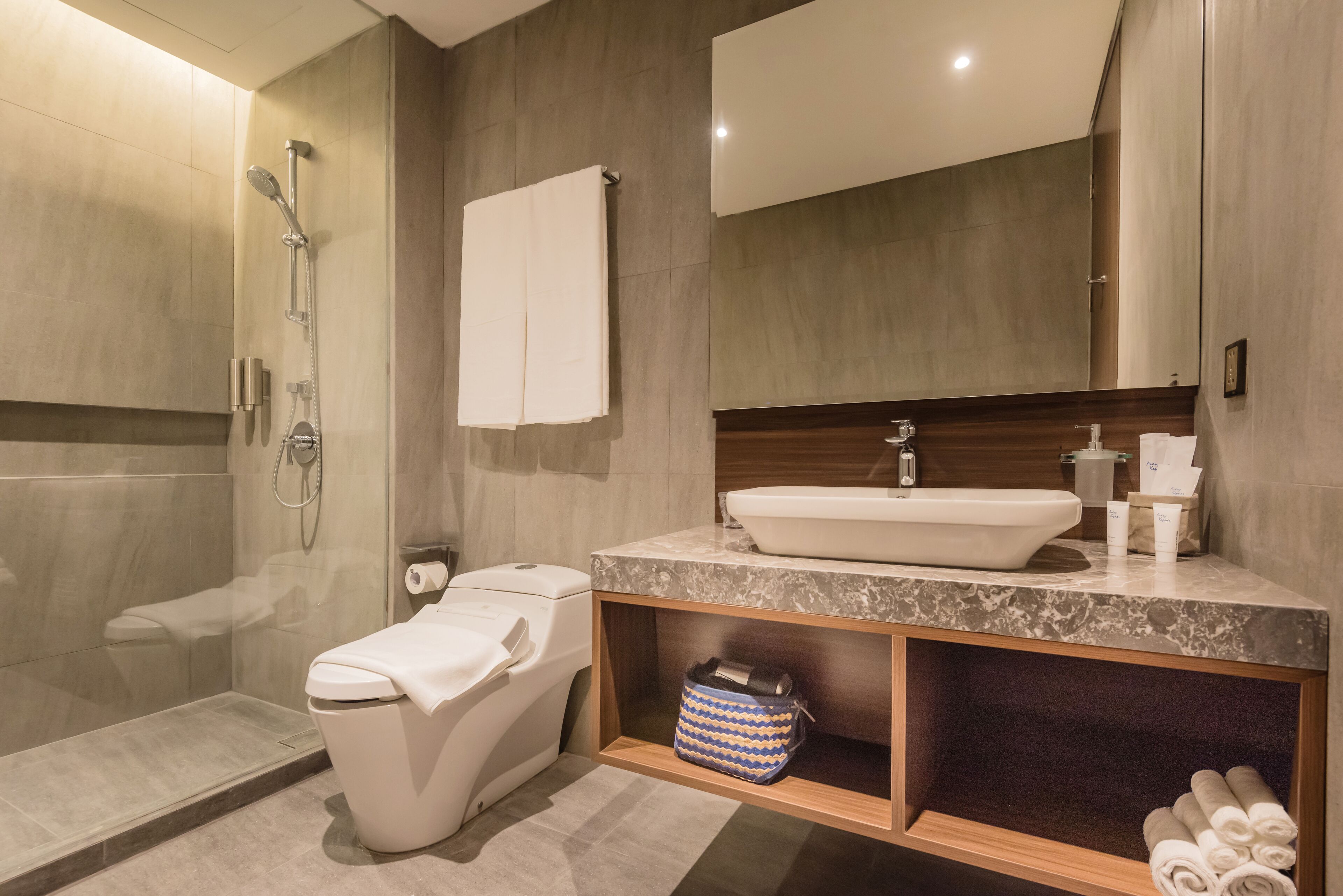 Photo - Ashley Tanah Abang