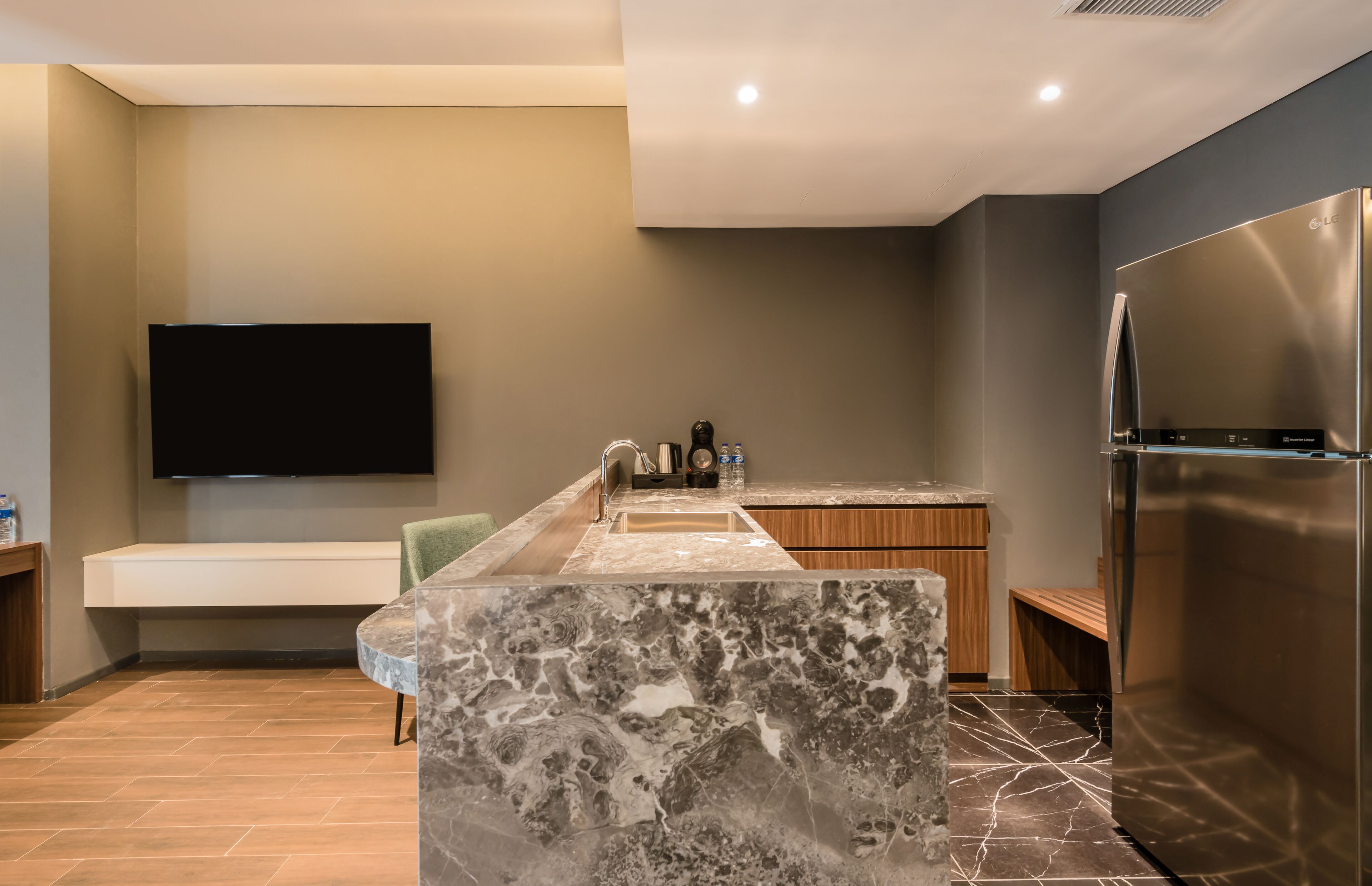 Foto - Ashley Tanah Abang