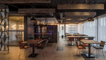Bar (in der Unterkunft)