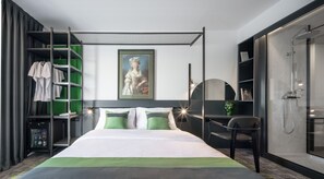 Frette Italian sheets, premium bedding, pillow-top beds, minibar - Joy 5 Hotel & SPA (Belgrade)